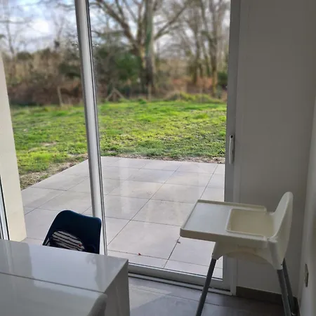 La Maison Aux Chevreuils Nyaraló *